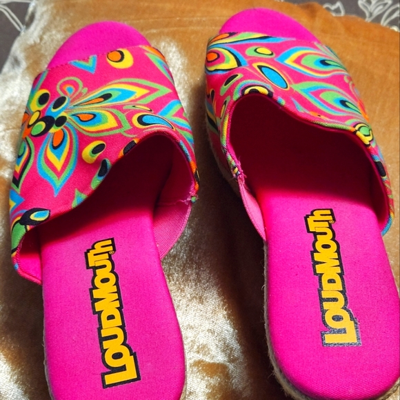Loudmouth Pink fun summer sandle - Picture 1 of 6